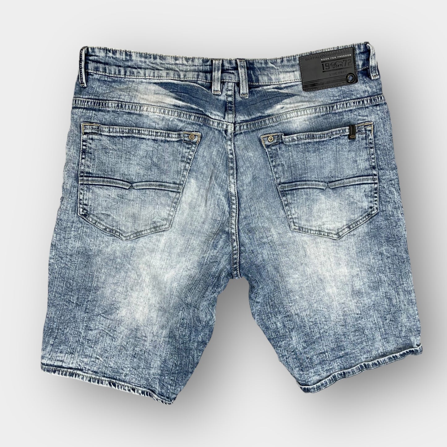 Buffalo distressed denim short