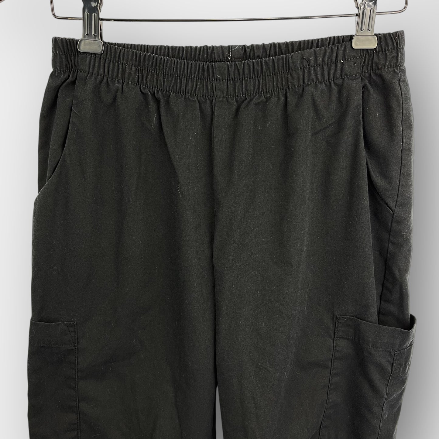 White Cross scrub short