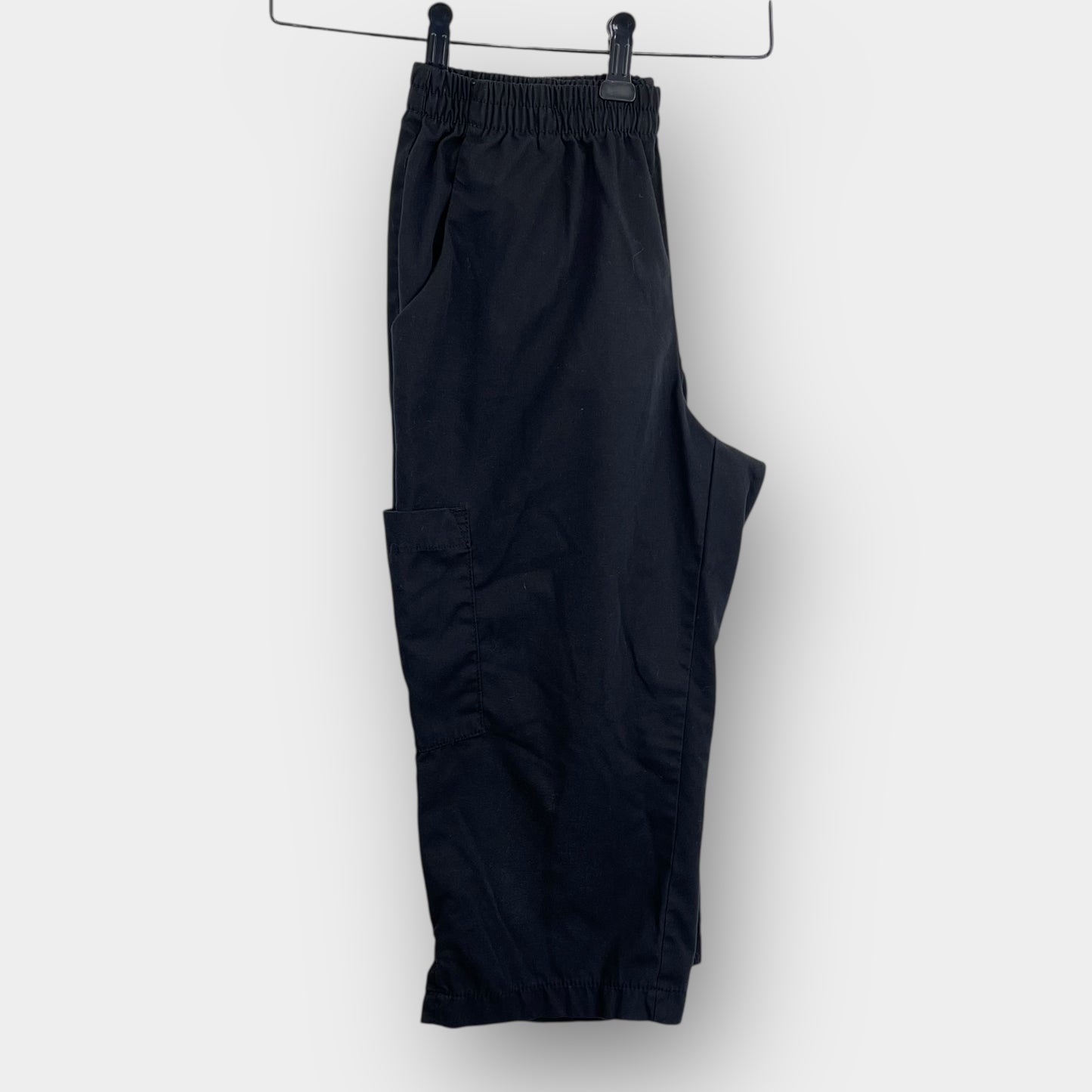White Cross scrub short