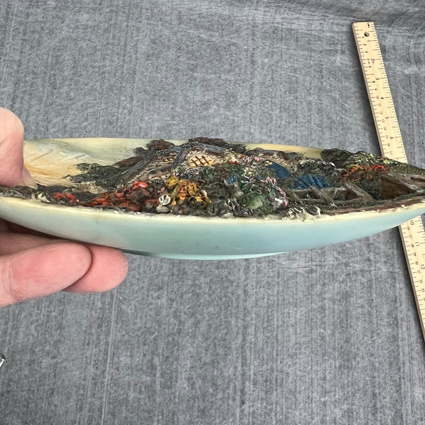 3D country cottage plate 8"