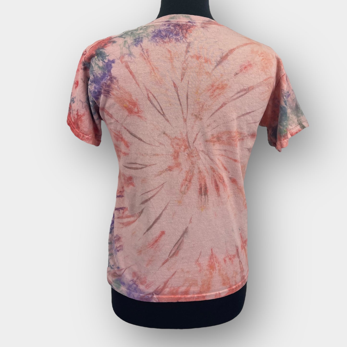 Gildan tie-dye t-shirt