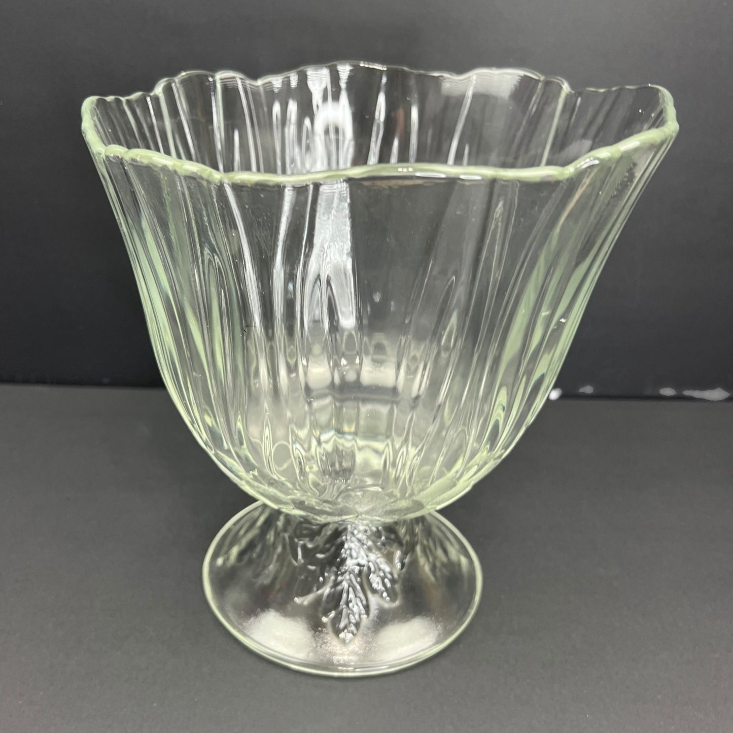 Tulip pattern pedestal vase vintage
