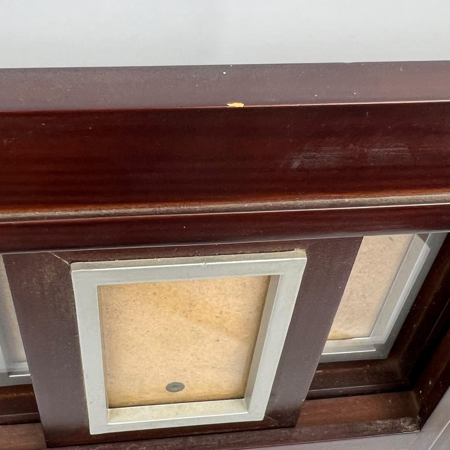 Sliding picture frame