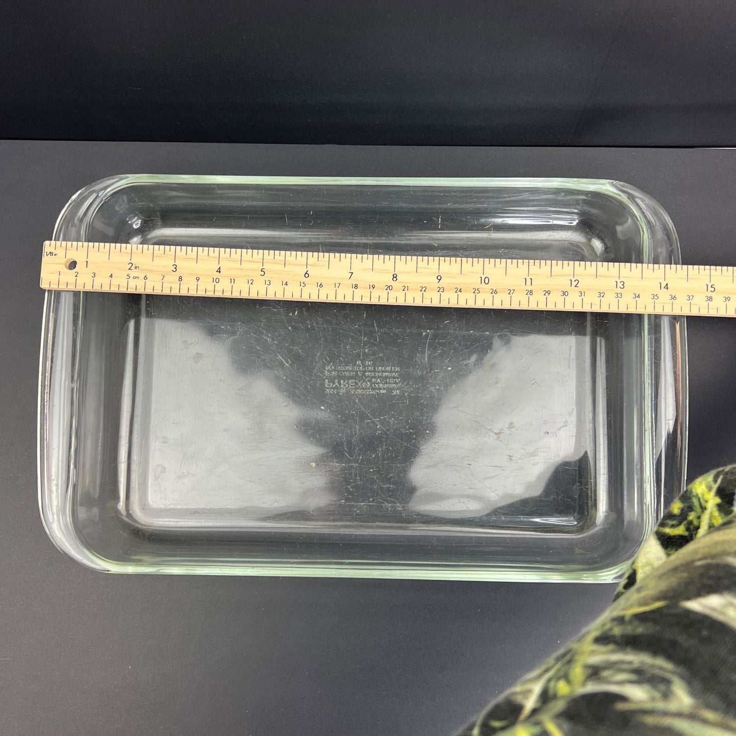 Vintage Pyrex #233-N Baking Dish