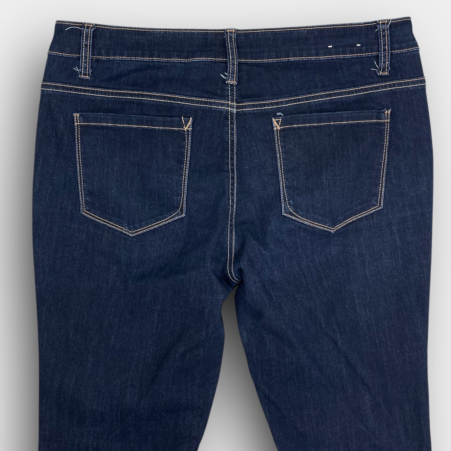 Santana mid-rise jean