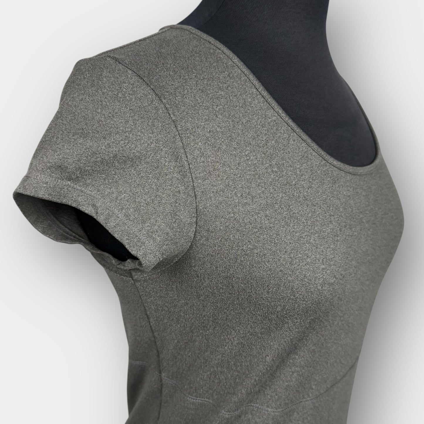 Ellen Tracy Active top