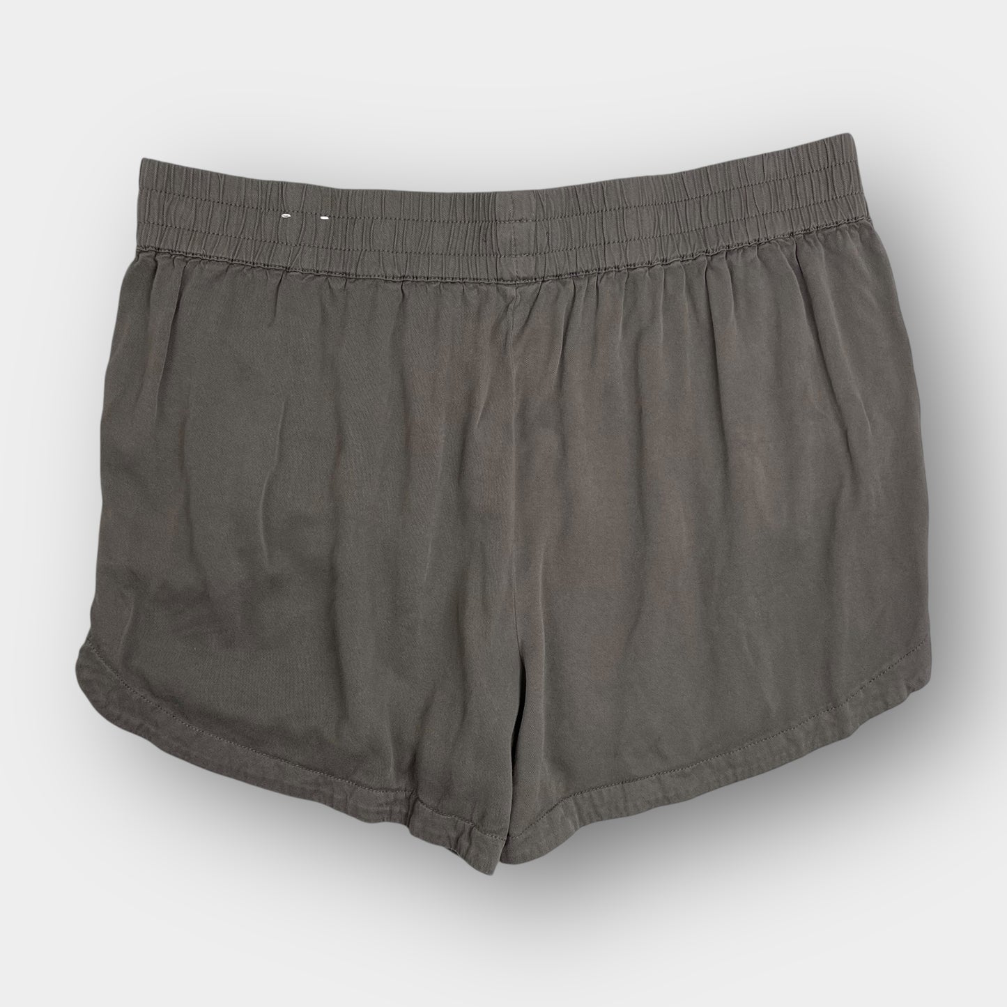 Maurices short