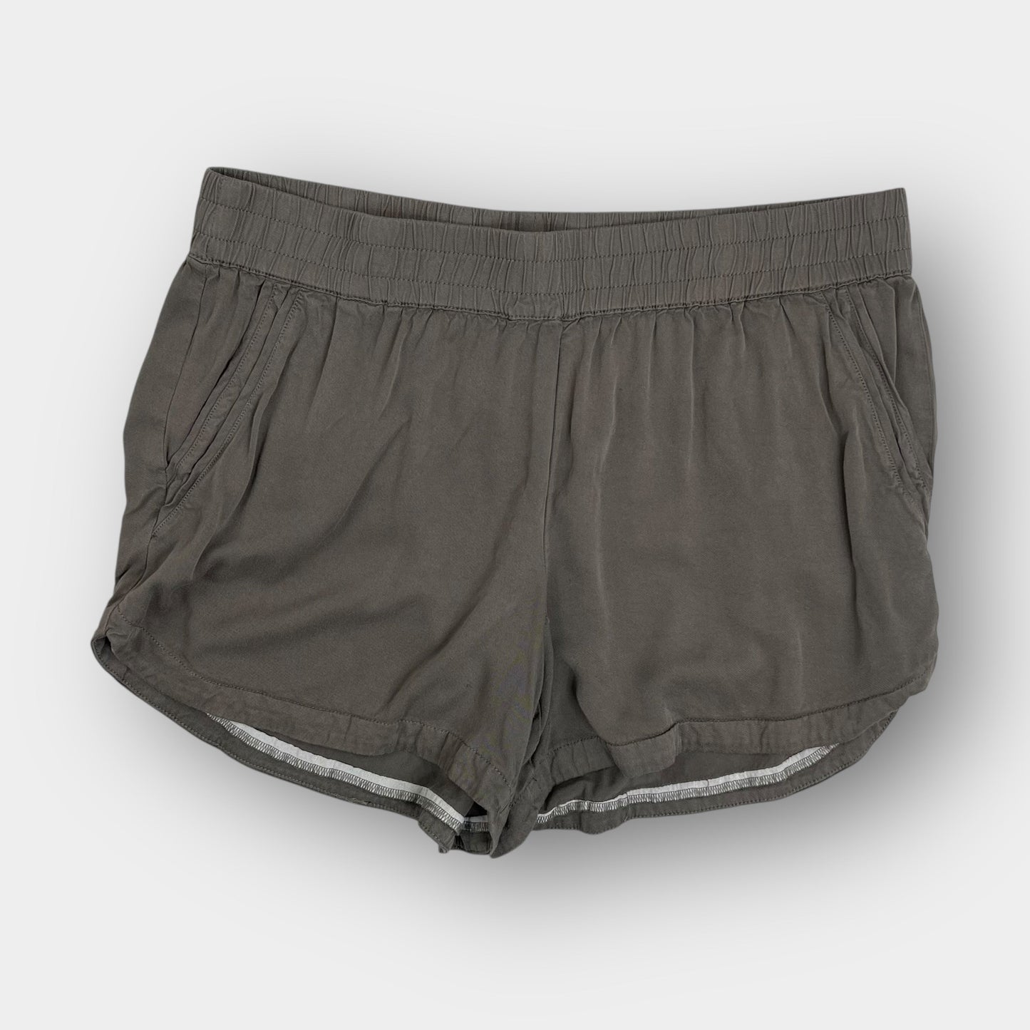 Maurices short