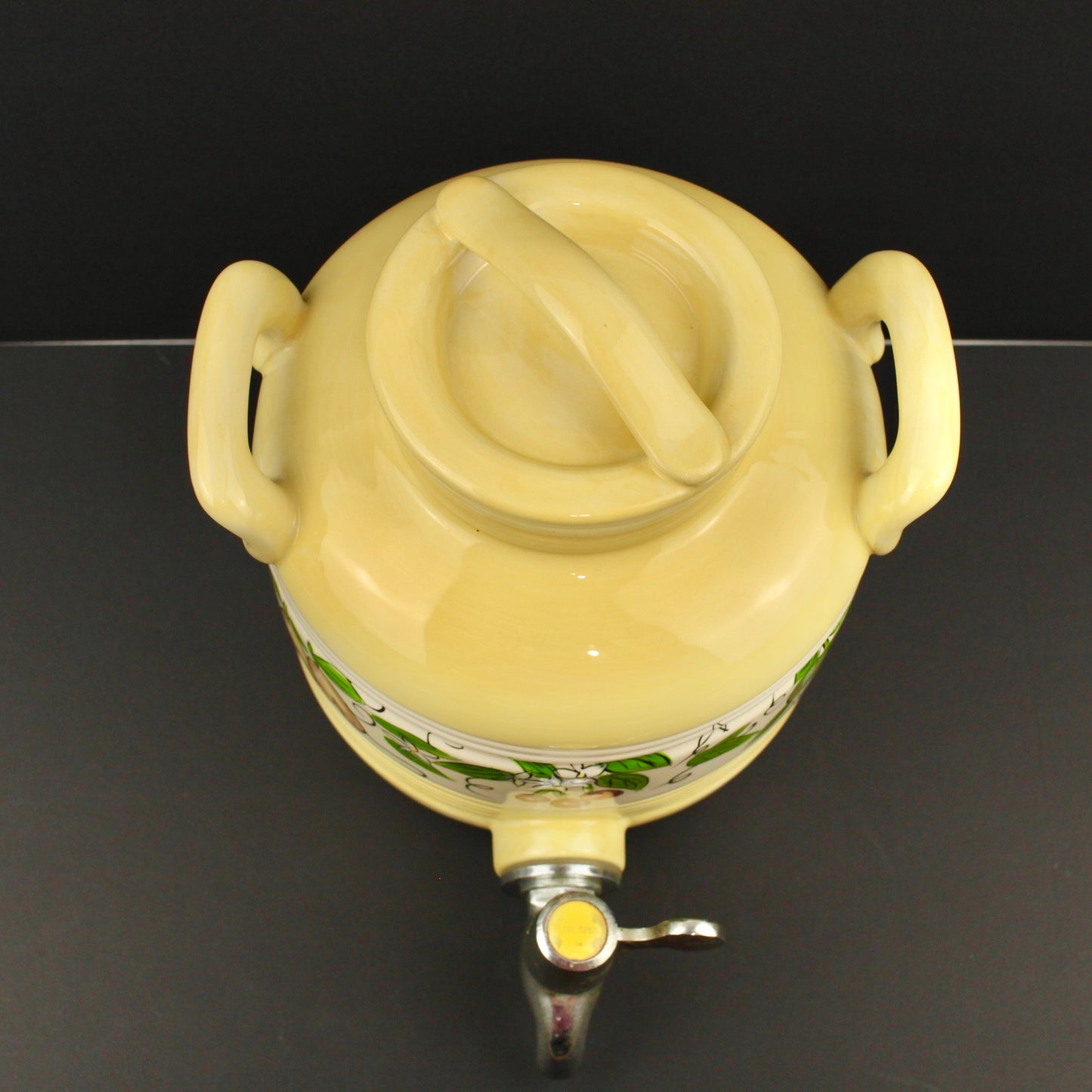 Tabletops ceramic lemonade dispenser