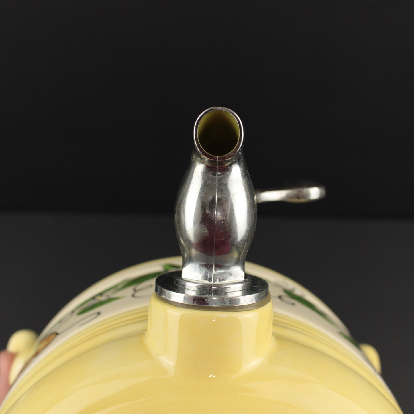 Tabletops ceramic lemonade dispenser