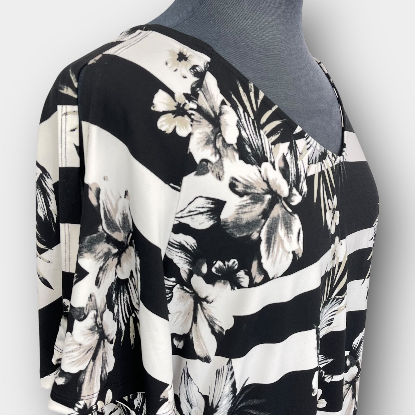 Cleo floral blouse