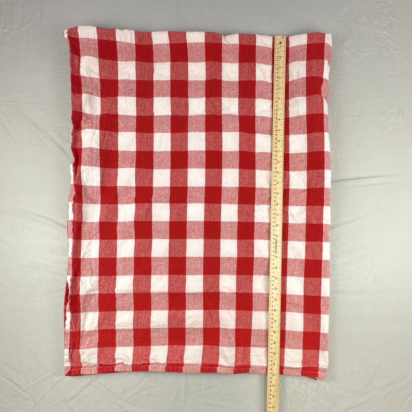 Fabstyles Gingham Tablecloth (50x64)