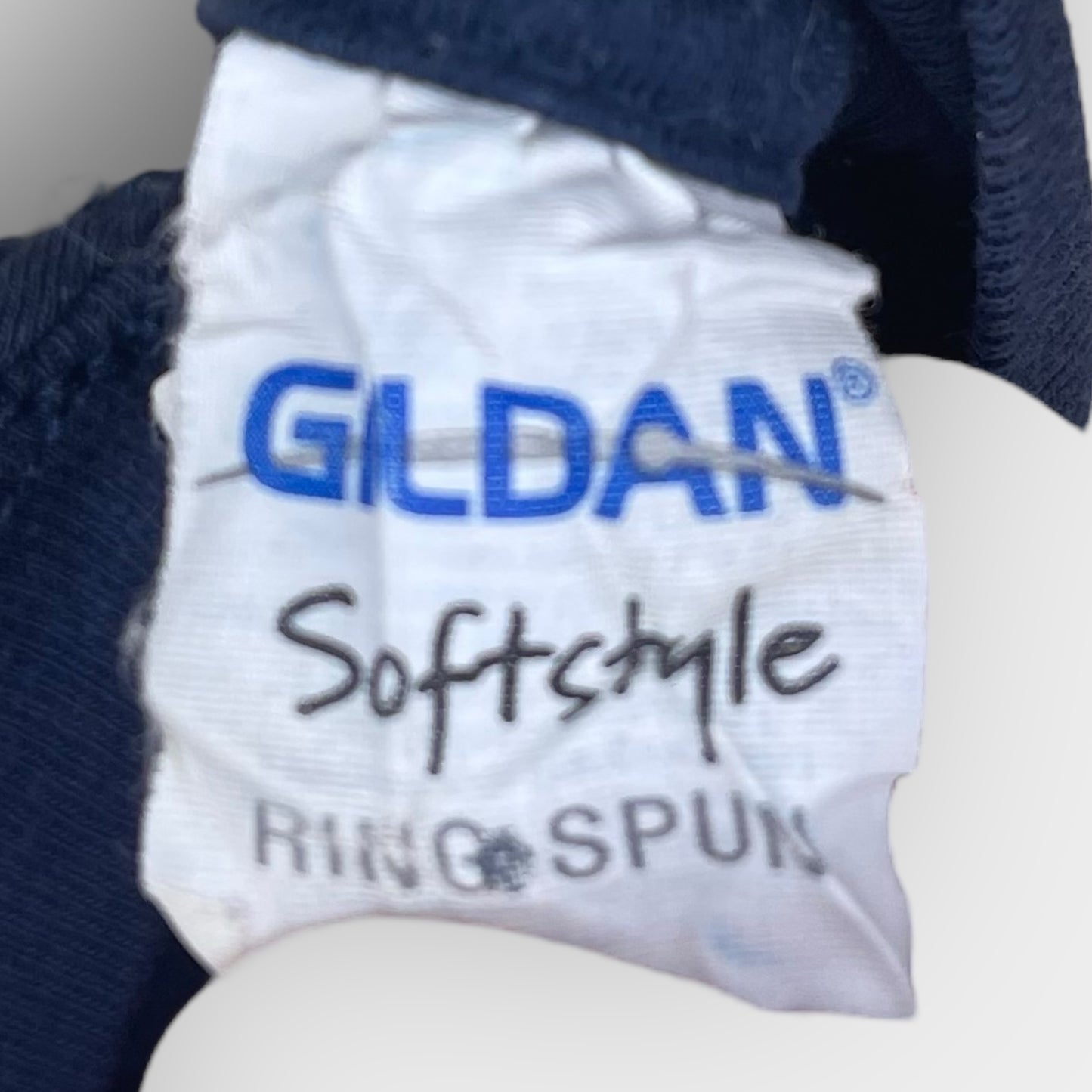 Gildan graphic tee (2XL)