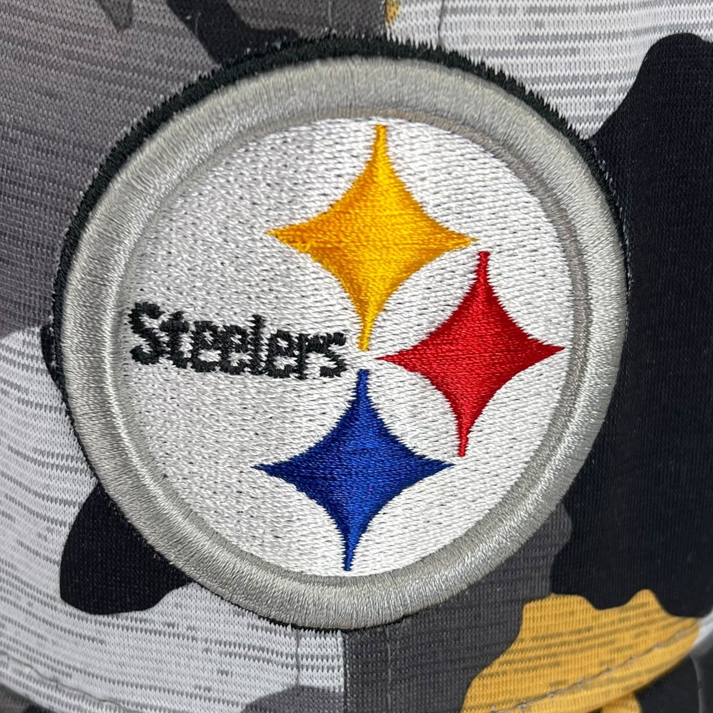 Pittsburgh Steeler camo cap (M/L)