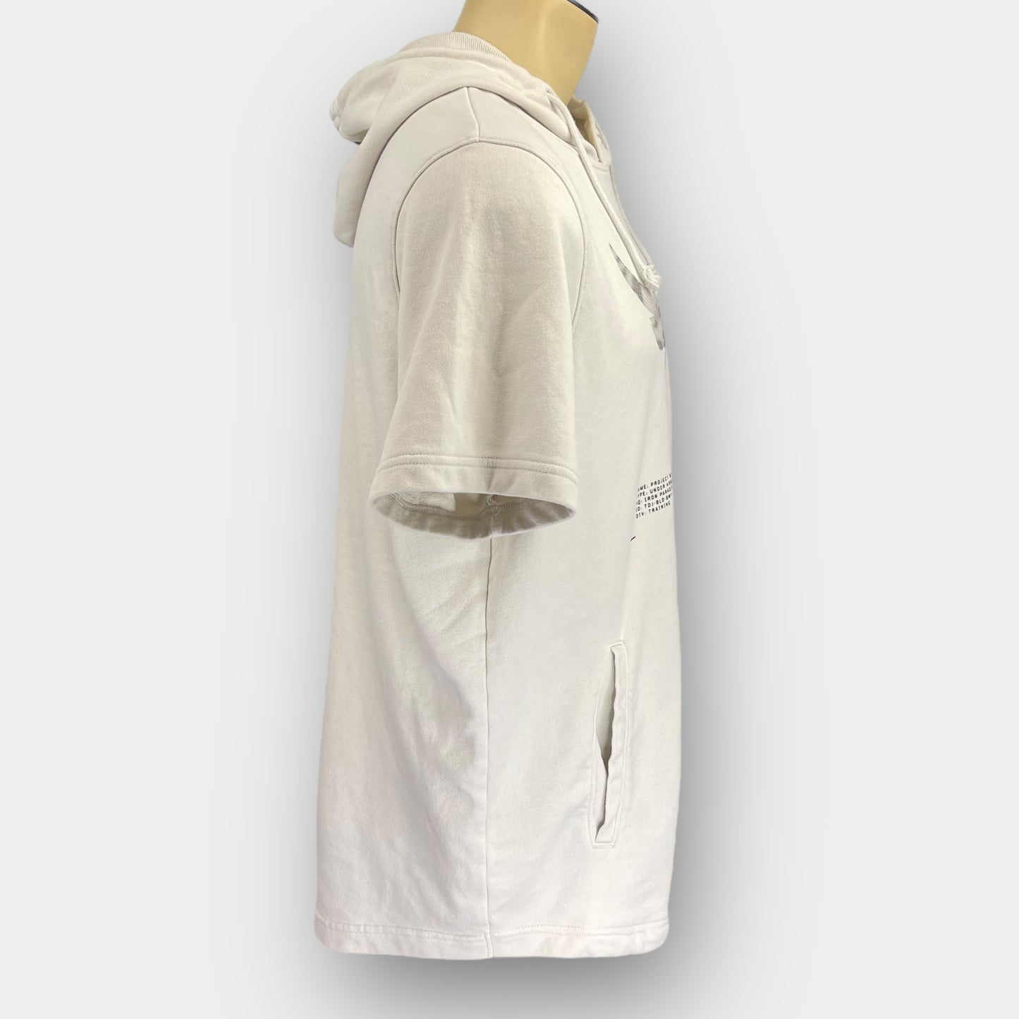 Under Armour pullover