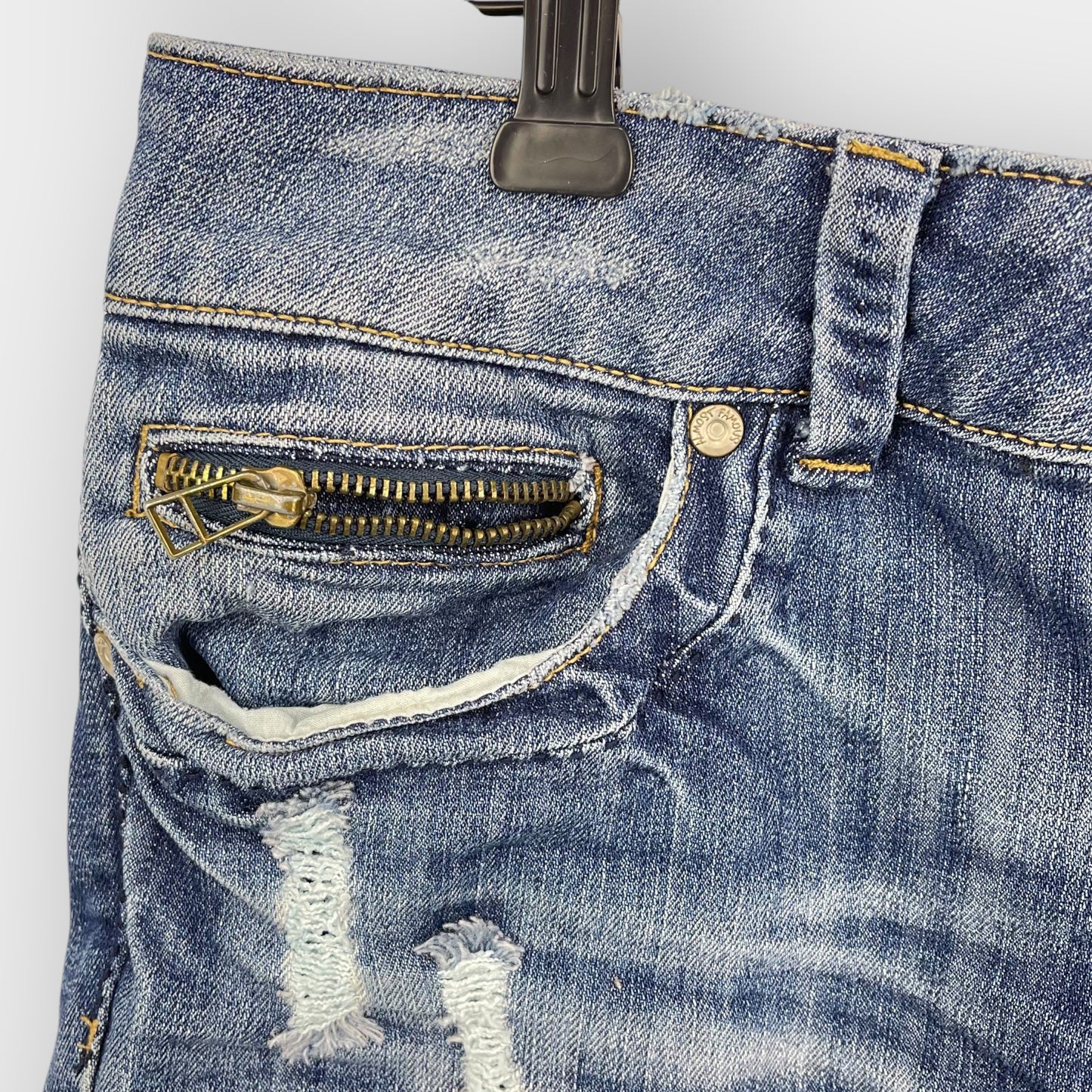 Almost Famous denim cut off short