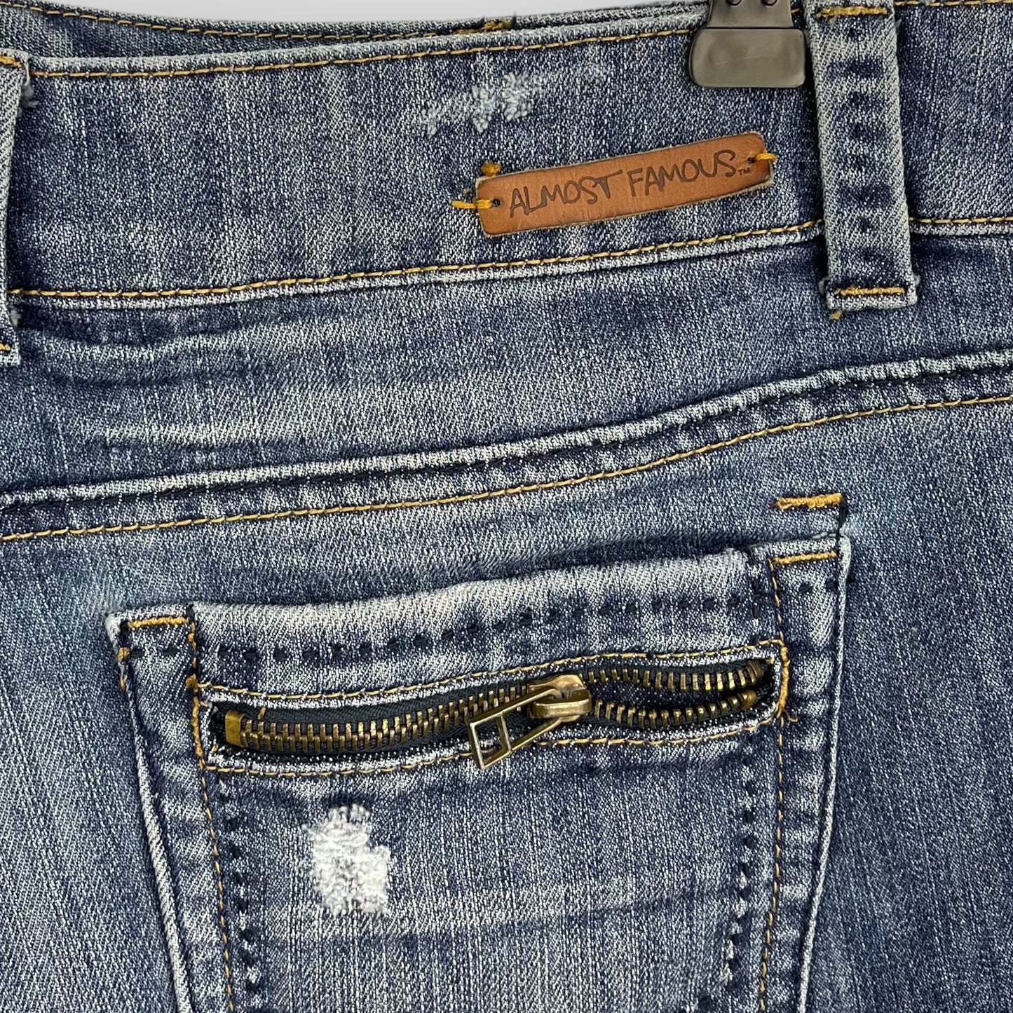 Almost Famous denim cut off short