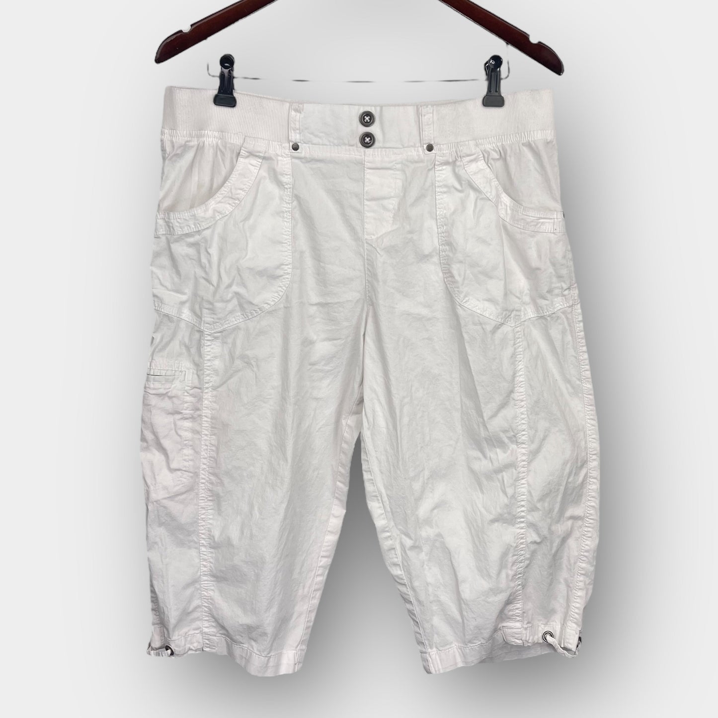 Dash cargo capri pant