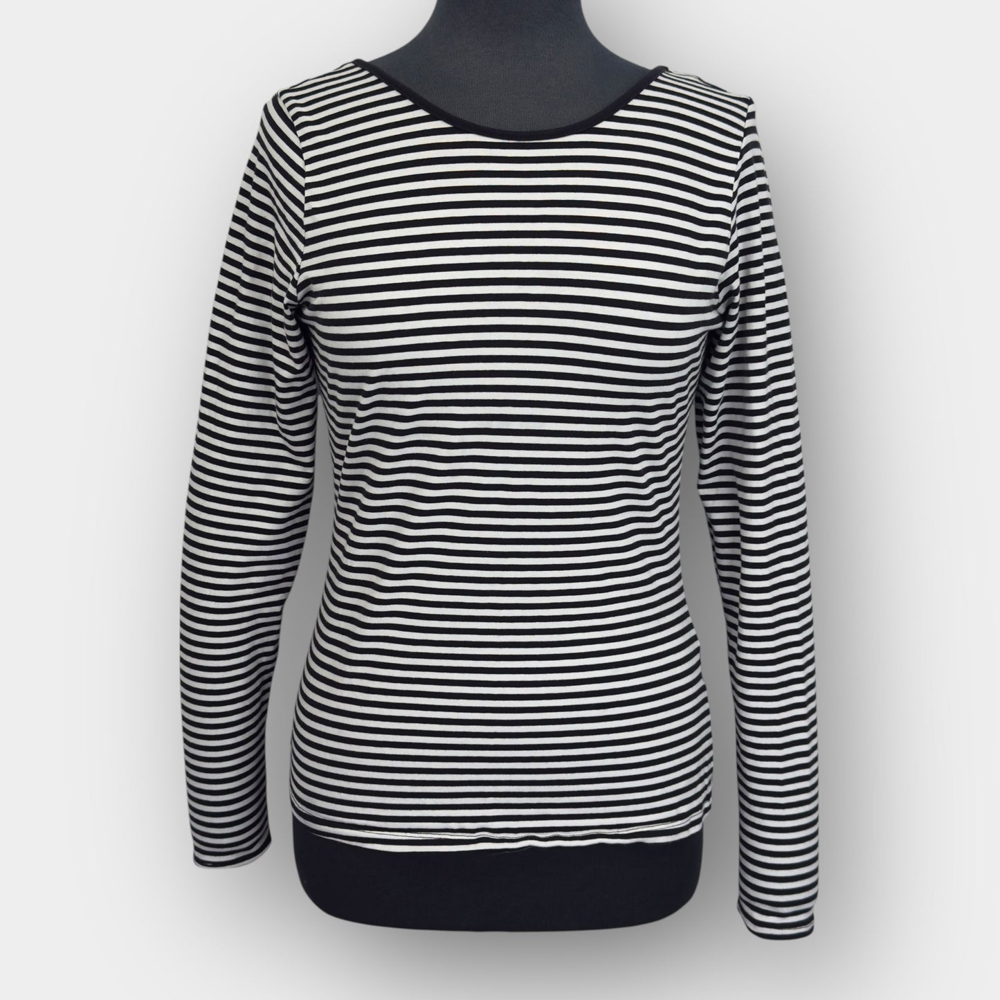 H&M scoop neck top