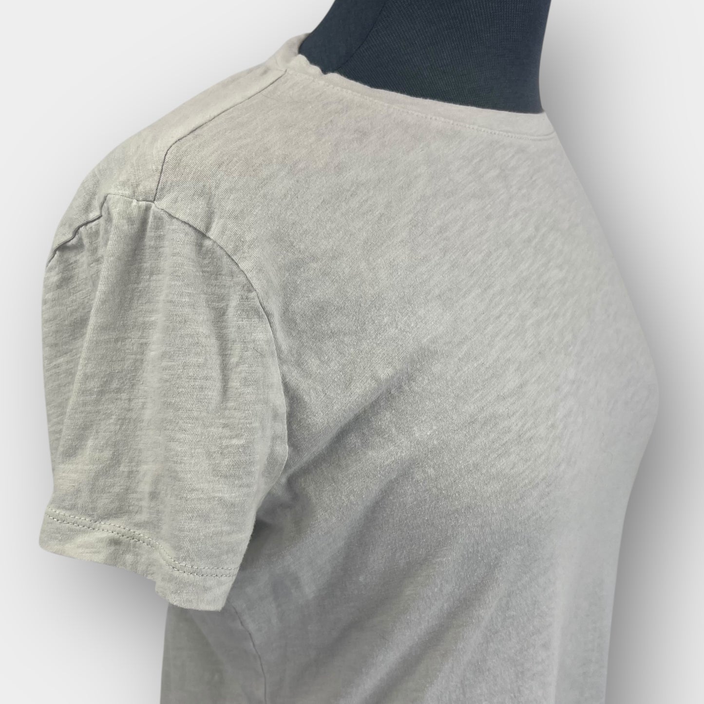 Eddie Bauer crew neck tee