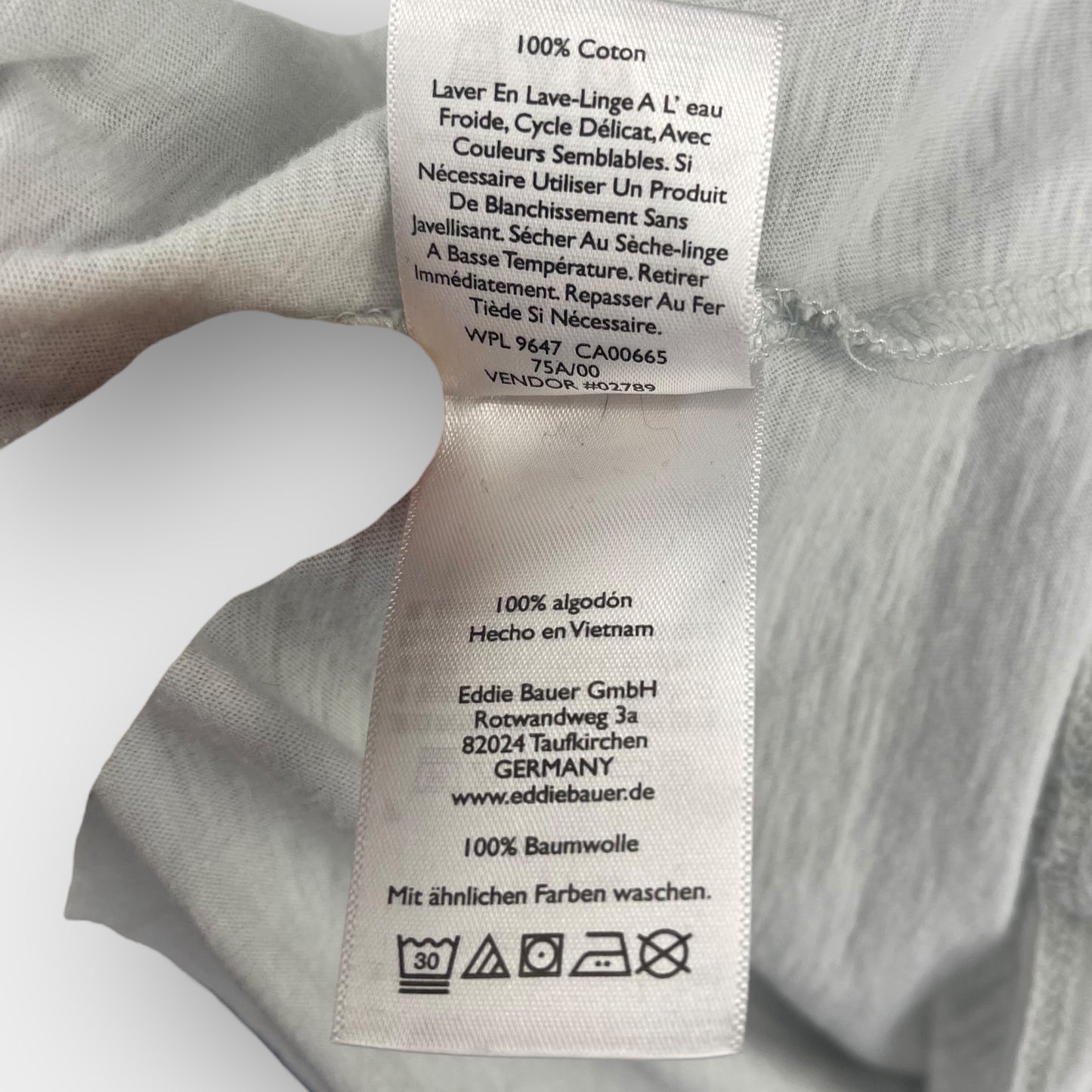 Eddie Bauer crew neck tee
