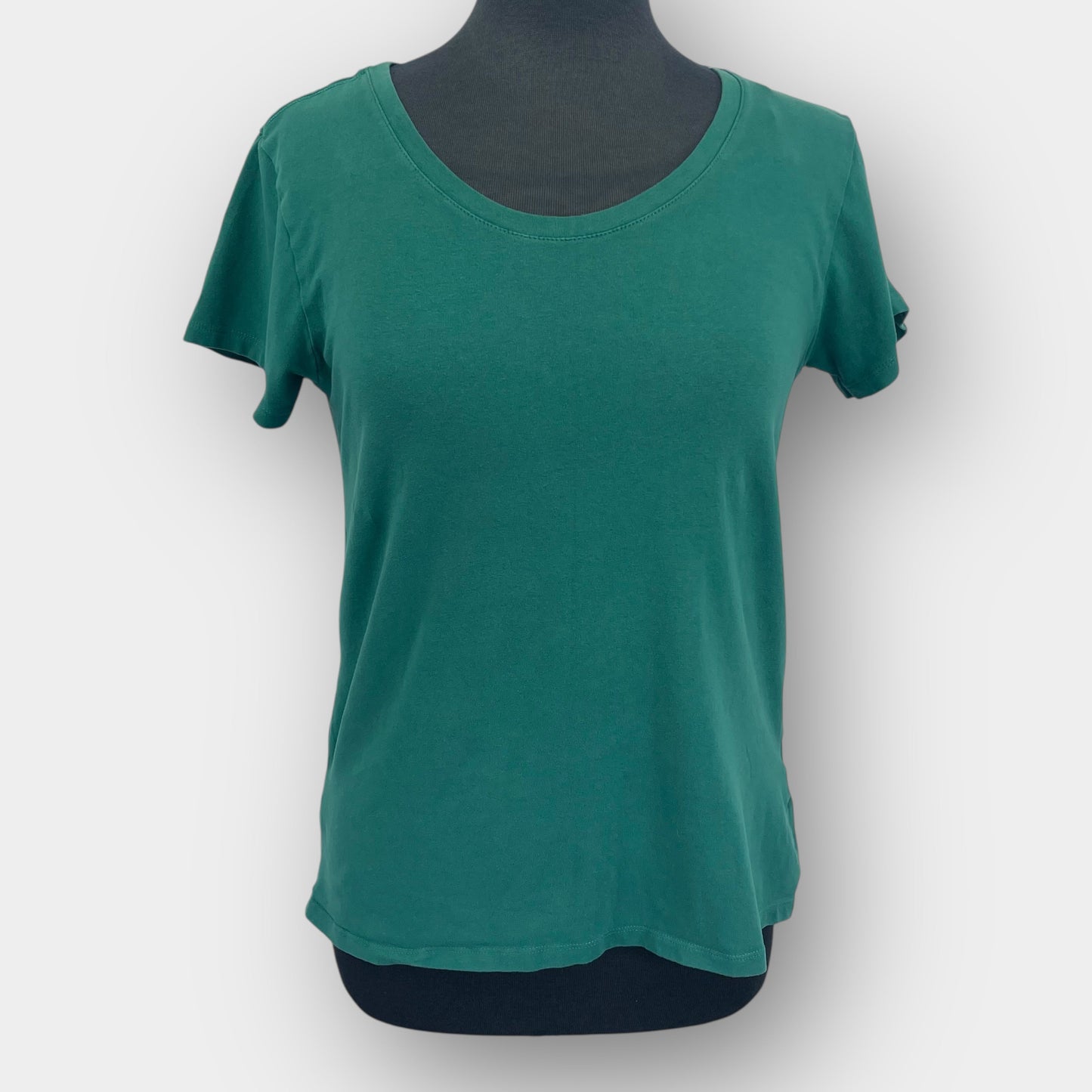 Ardene Basic scoop neck tee