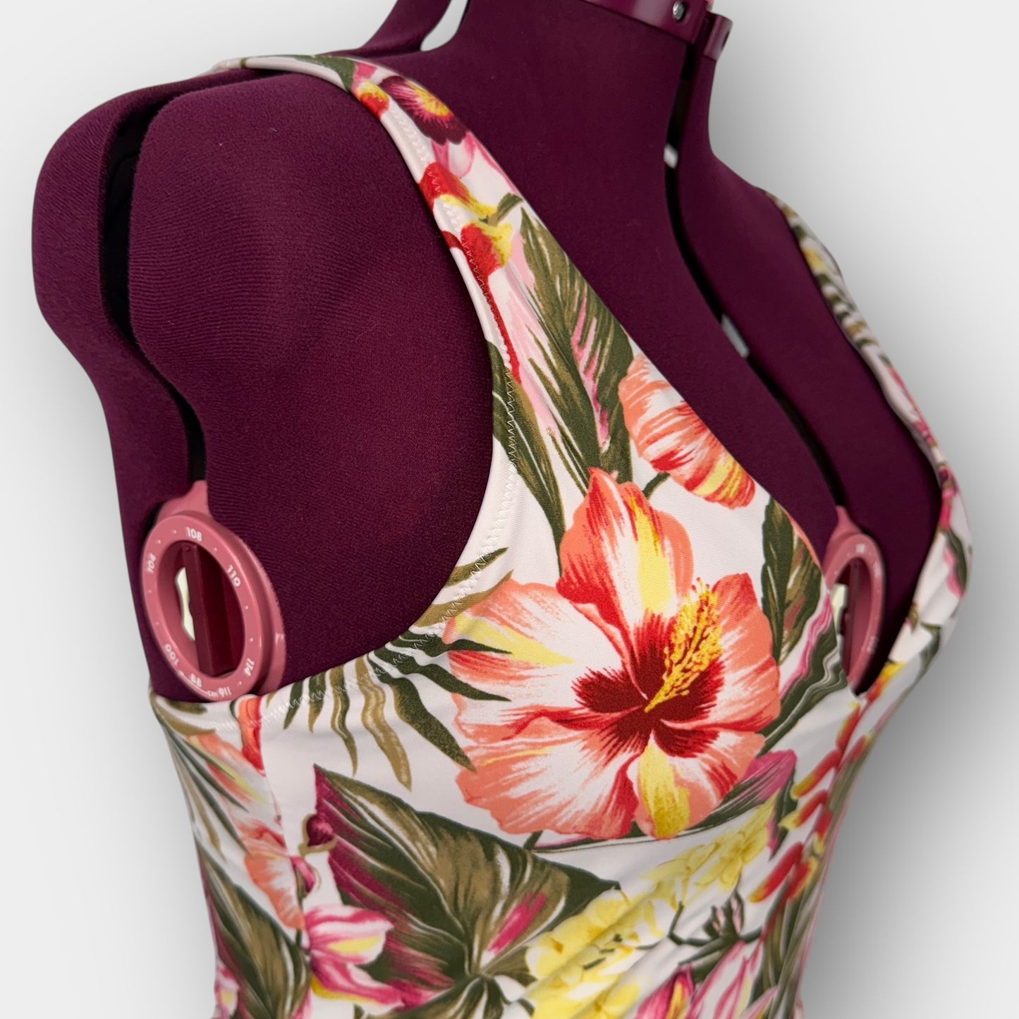 Old Navy Swimsuit (XL)