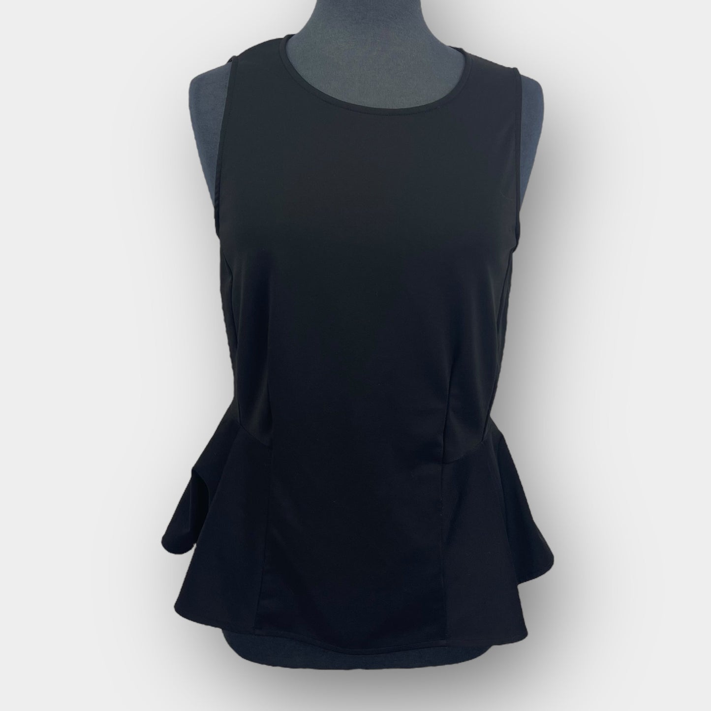 Suzy Shier sleeveless top
