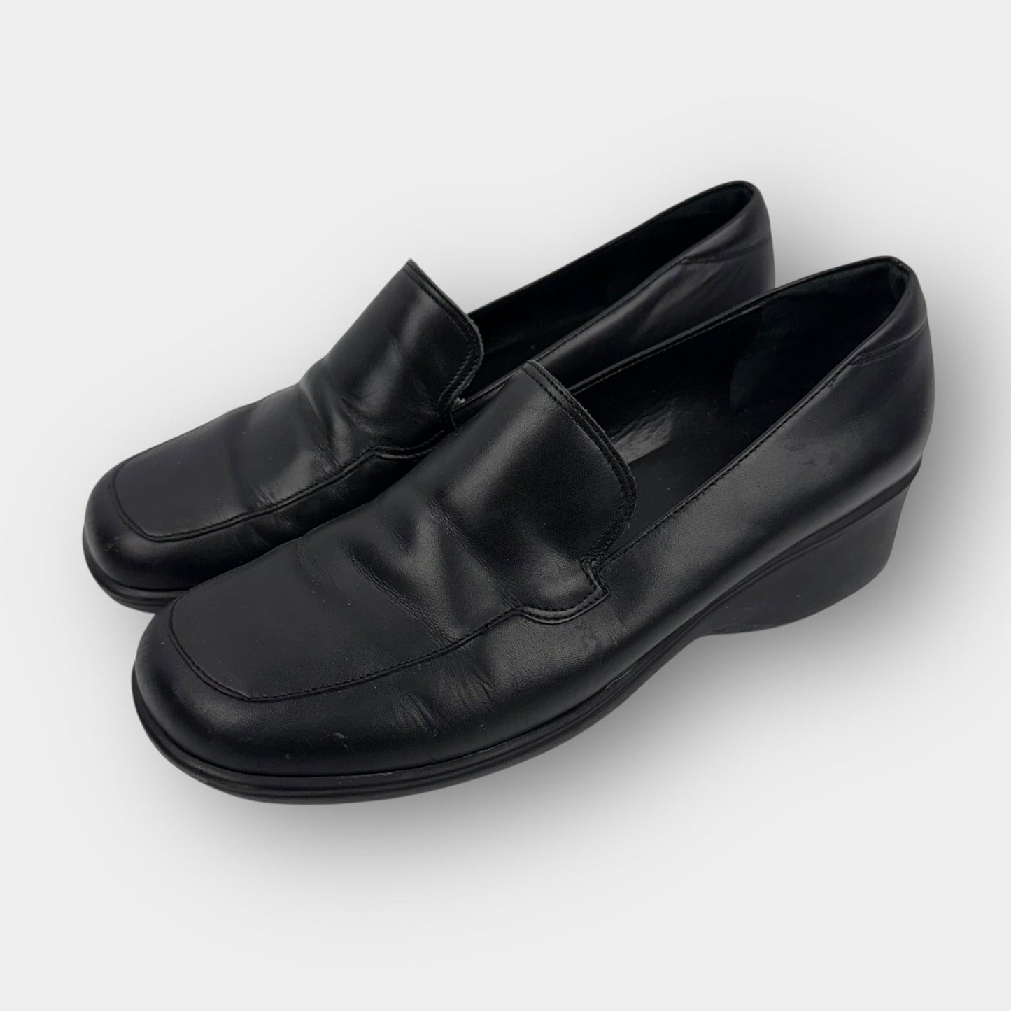 Rockport wedge loafers (7.5M)