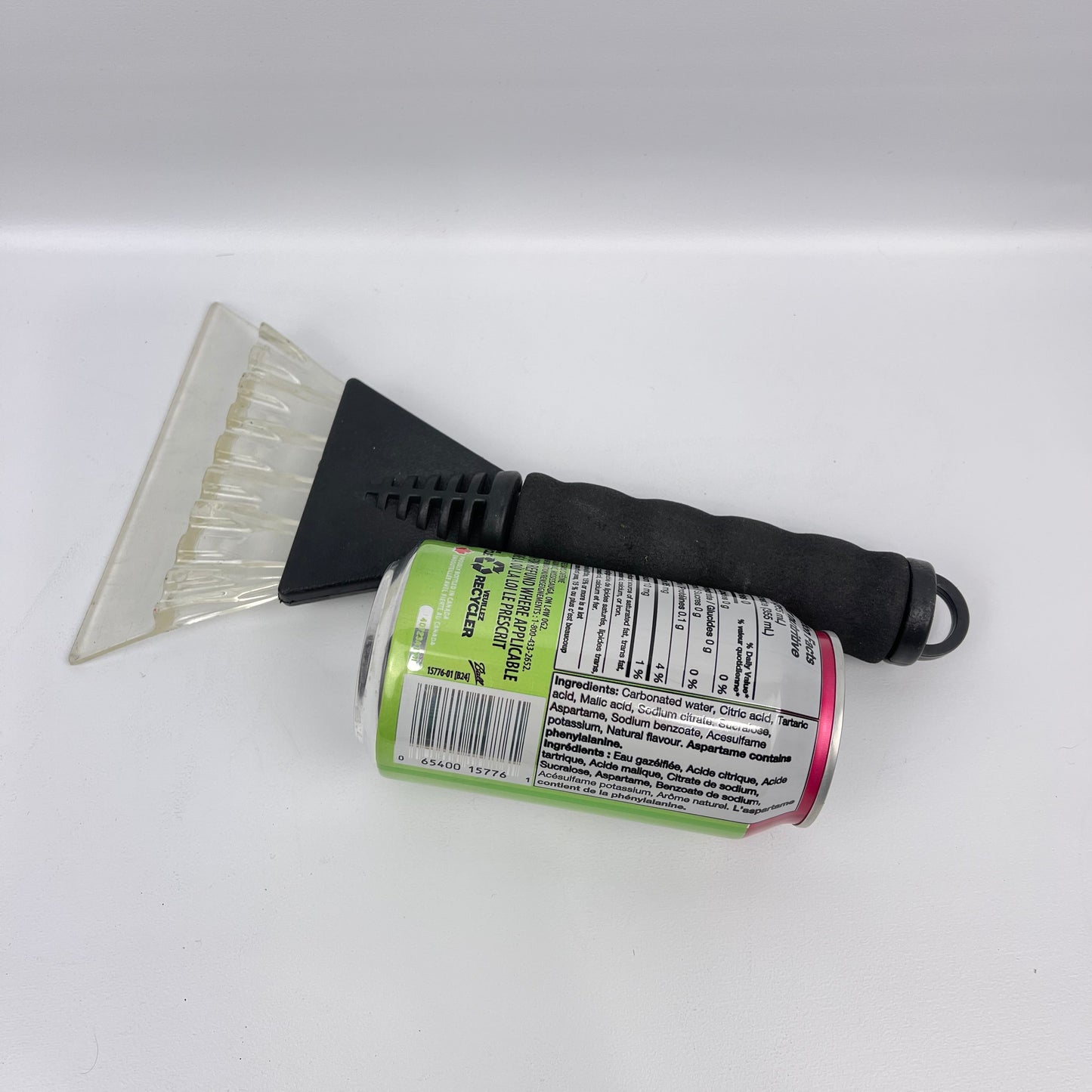 Ice scraper