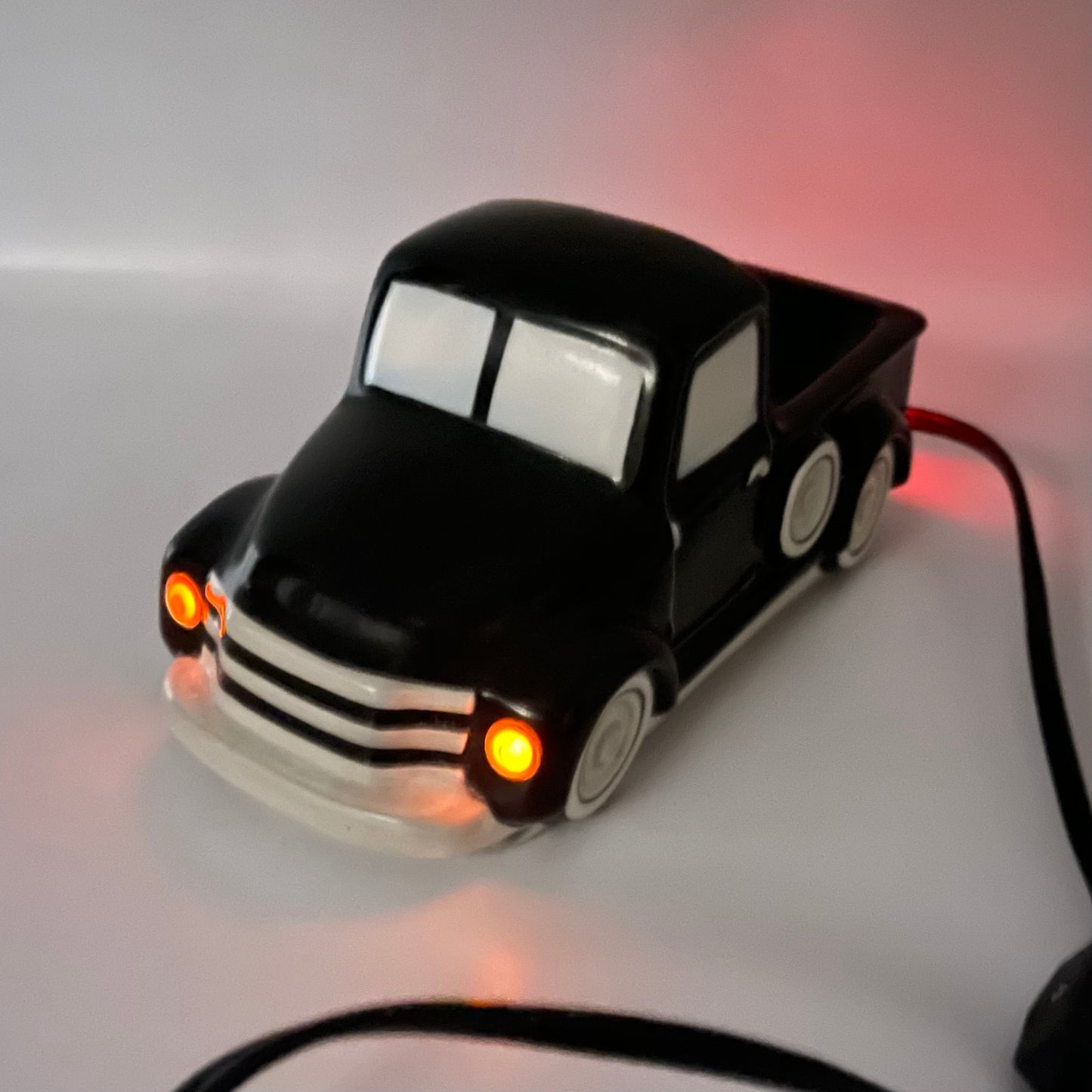Scentsy retro black truck warmer