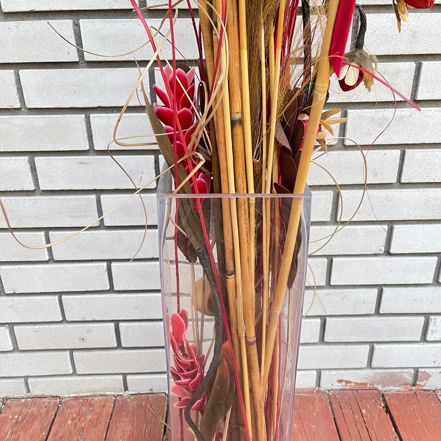 Floor vase with forals