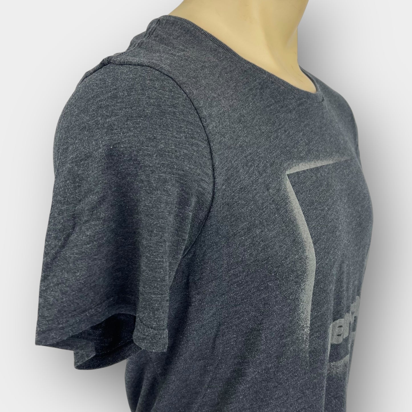 Bench graphic t-shirt (L)