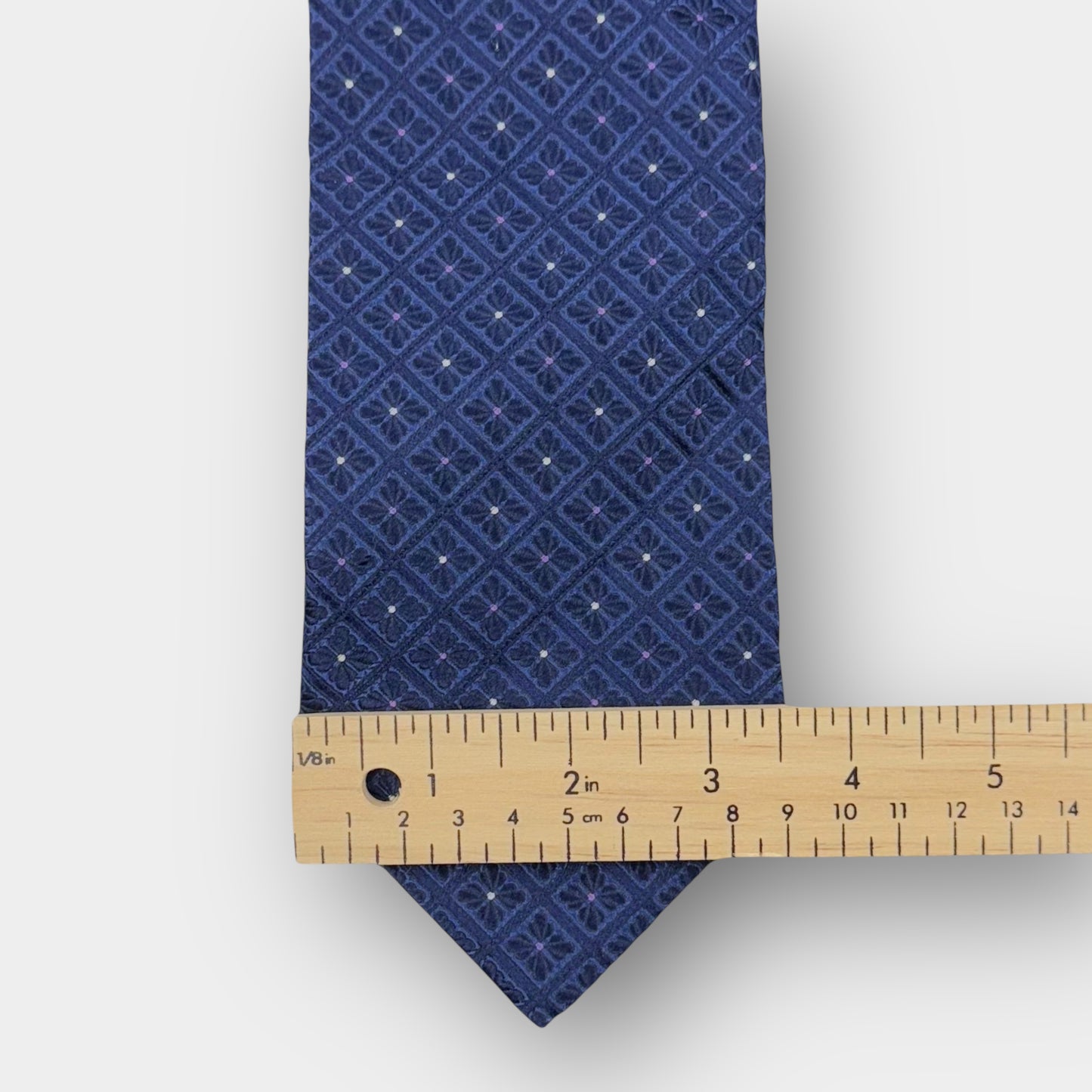 Kolte Pattern Tie