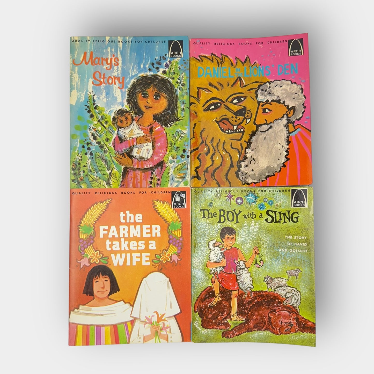 Arch Books Lot of 18