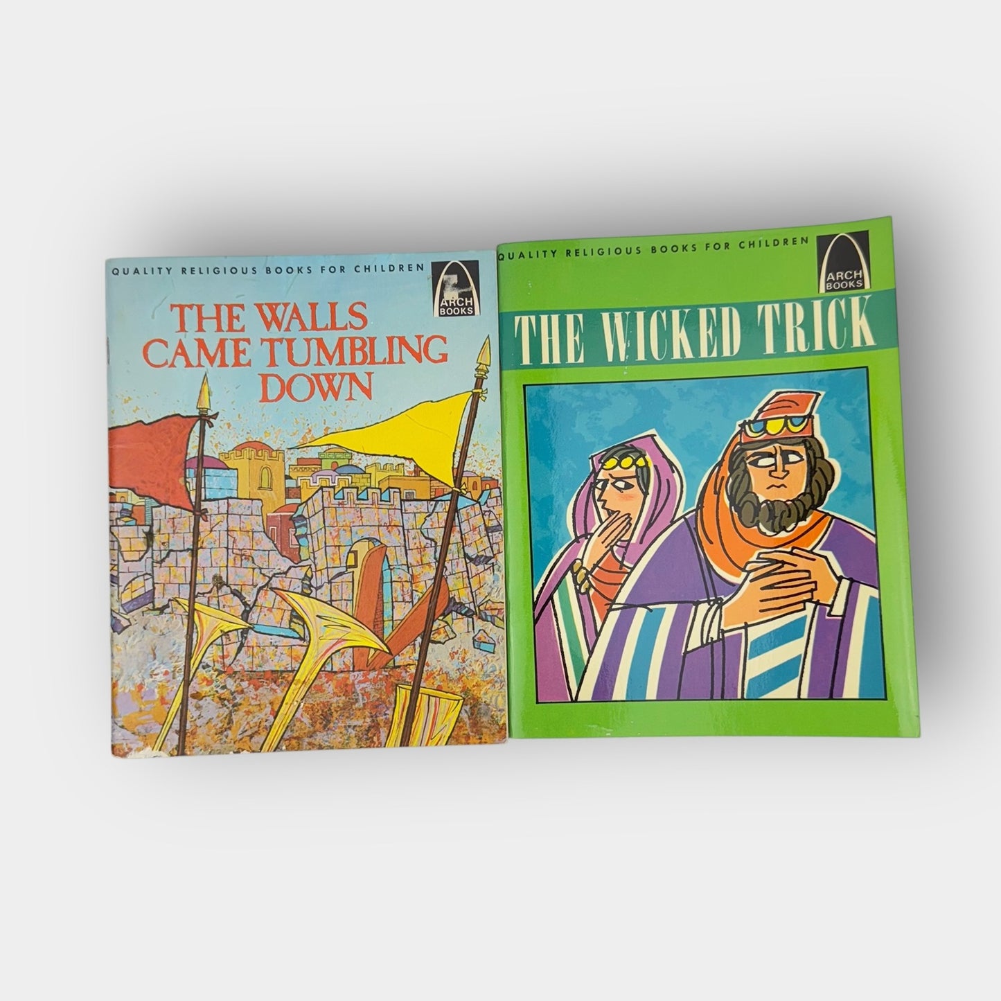 Arch Books Lot of 18