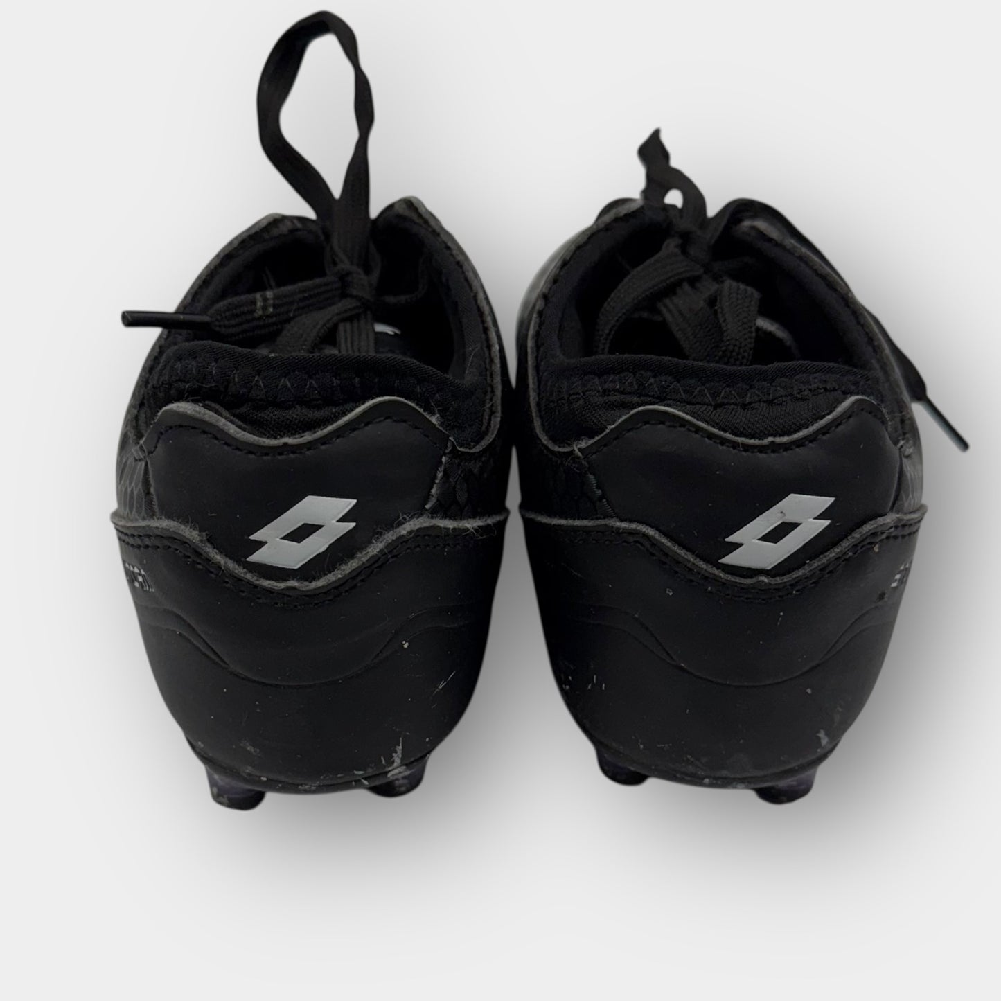 Lotto Storm Soccer Cleats (13)