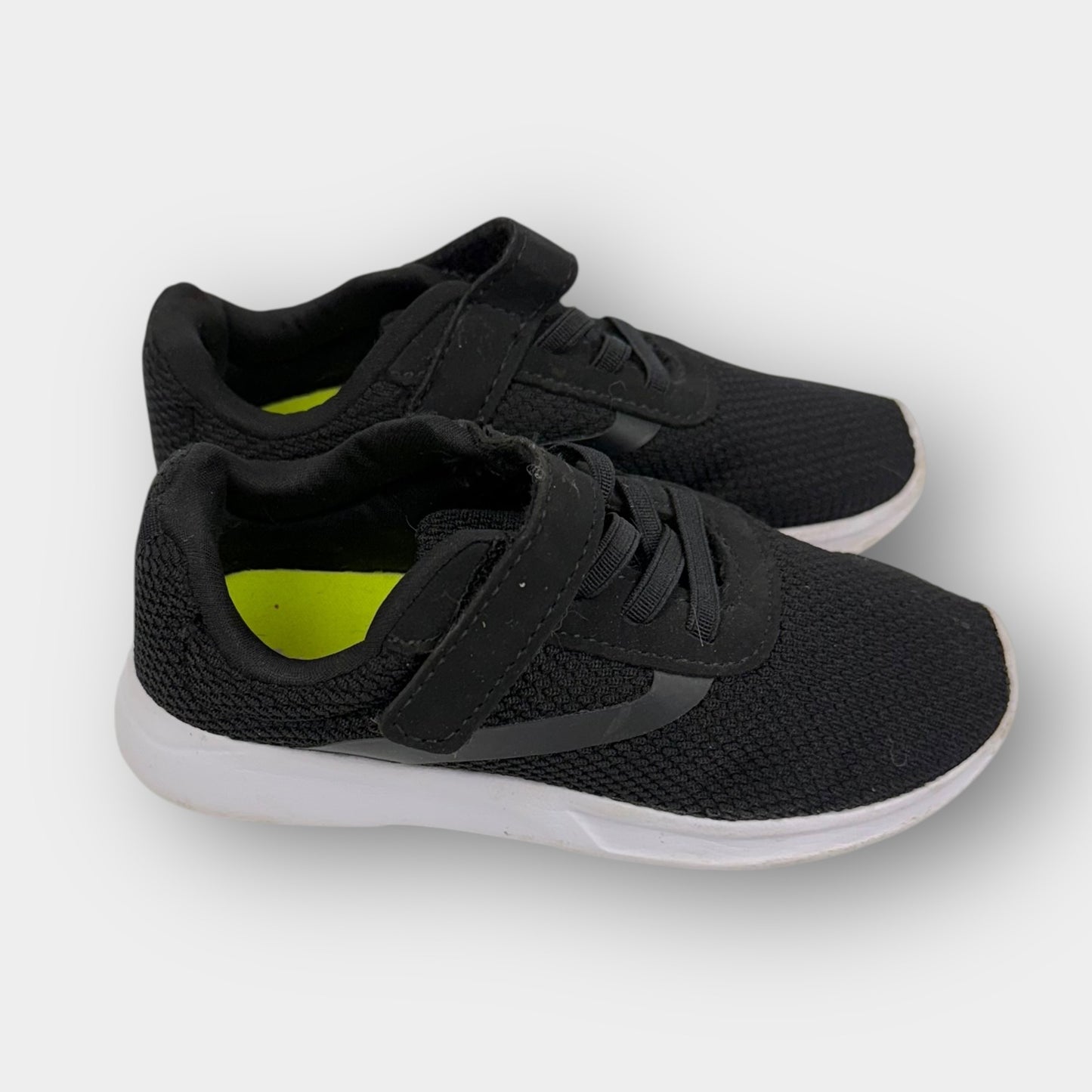 Athletic Works Shoes (9 tod)