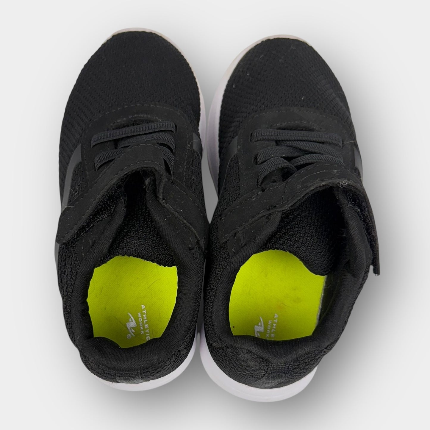 Athletic Works Shoes (9 tod)