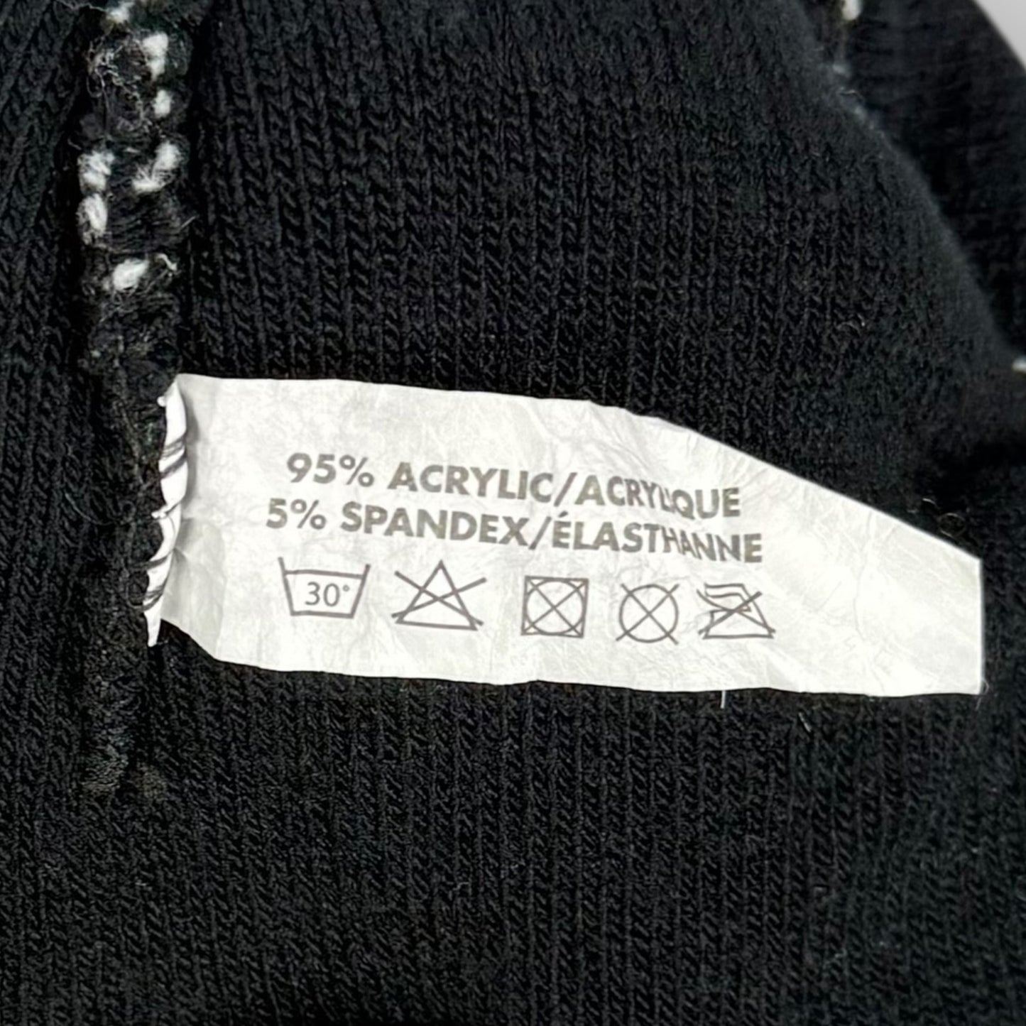 Canada Black Pom Beanie (7-12yr)