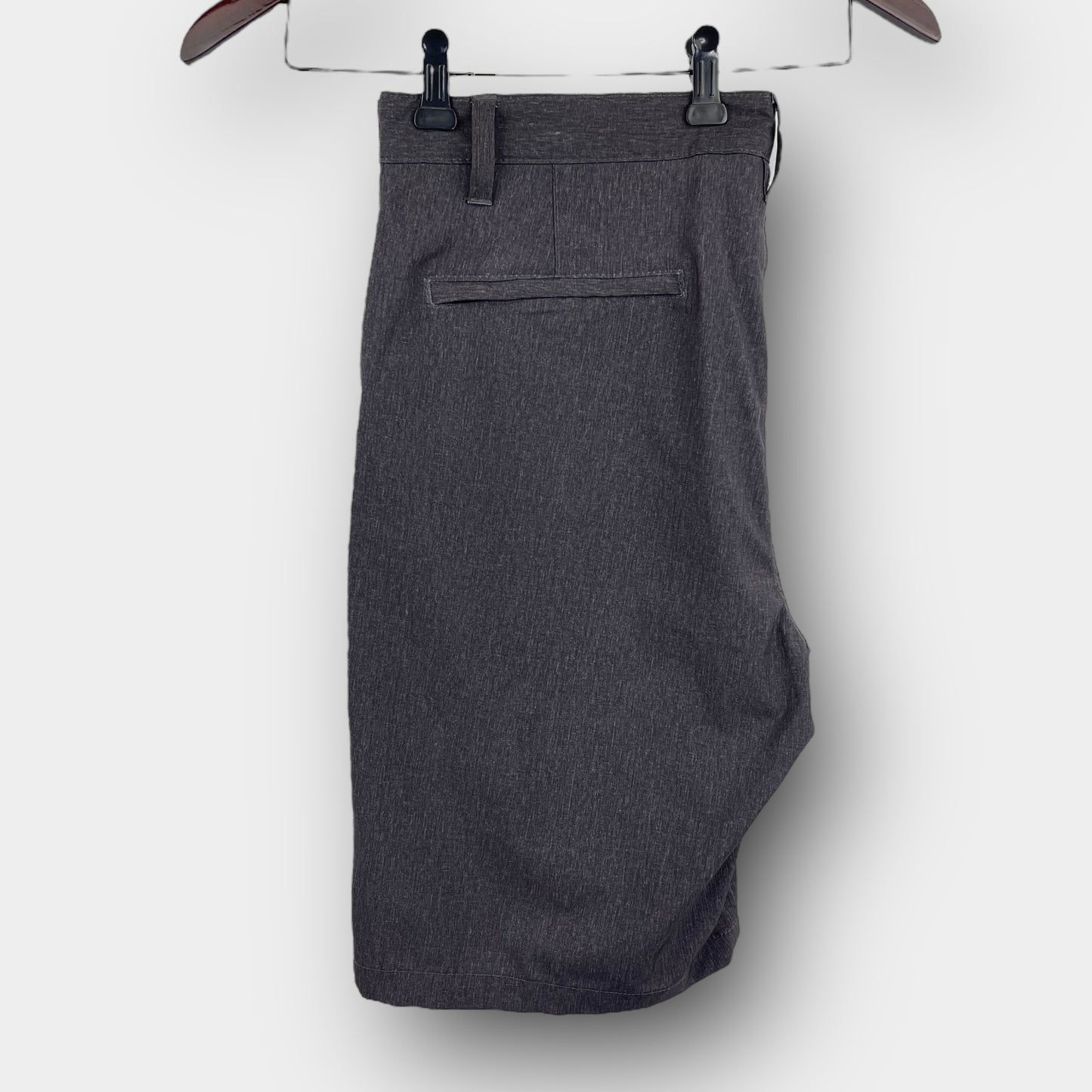 Burnside short