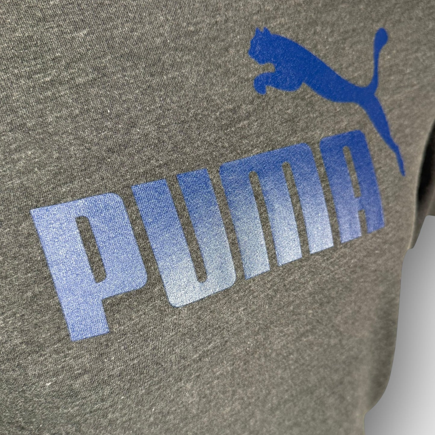 Puma T-Shirt Logo