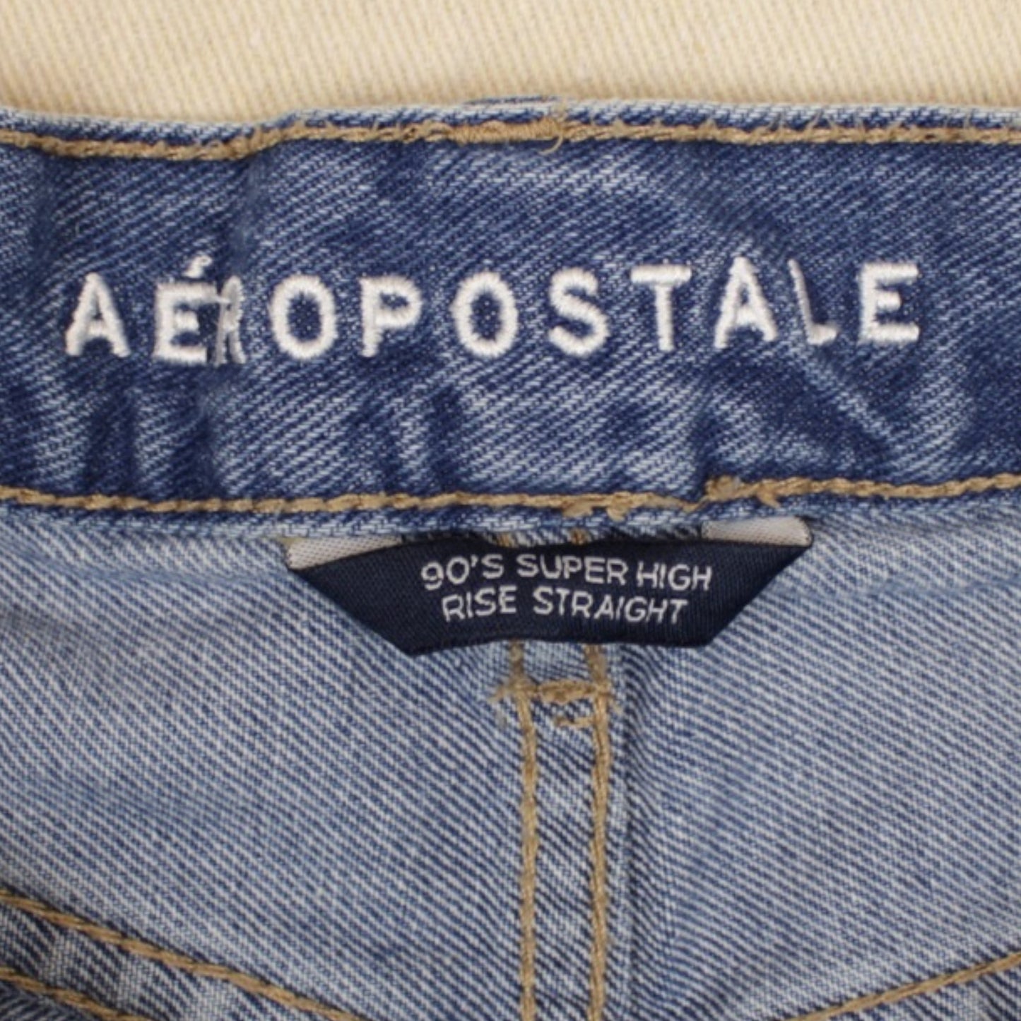 Aeropostale 90's Super High Rise Straight jean (2)