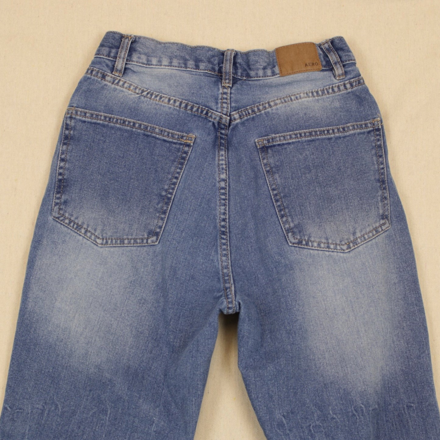 Aeropostale 90's Super High Rise Straight jean (2)