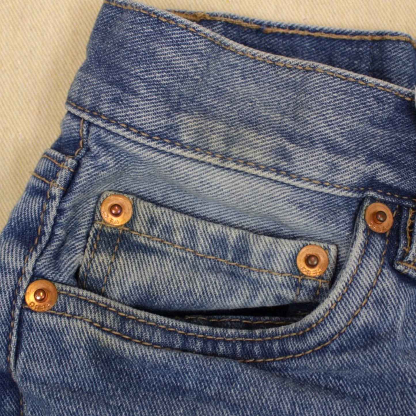 Aeropostale 90's Super High Rise Straight jean (2)
