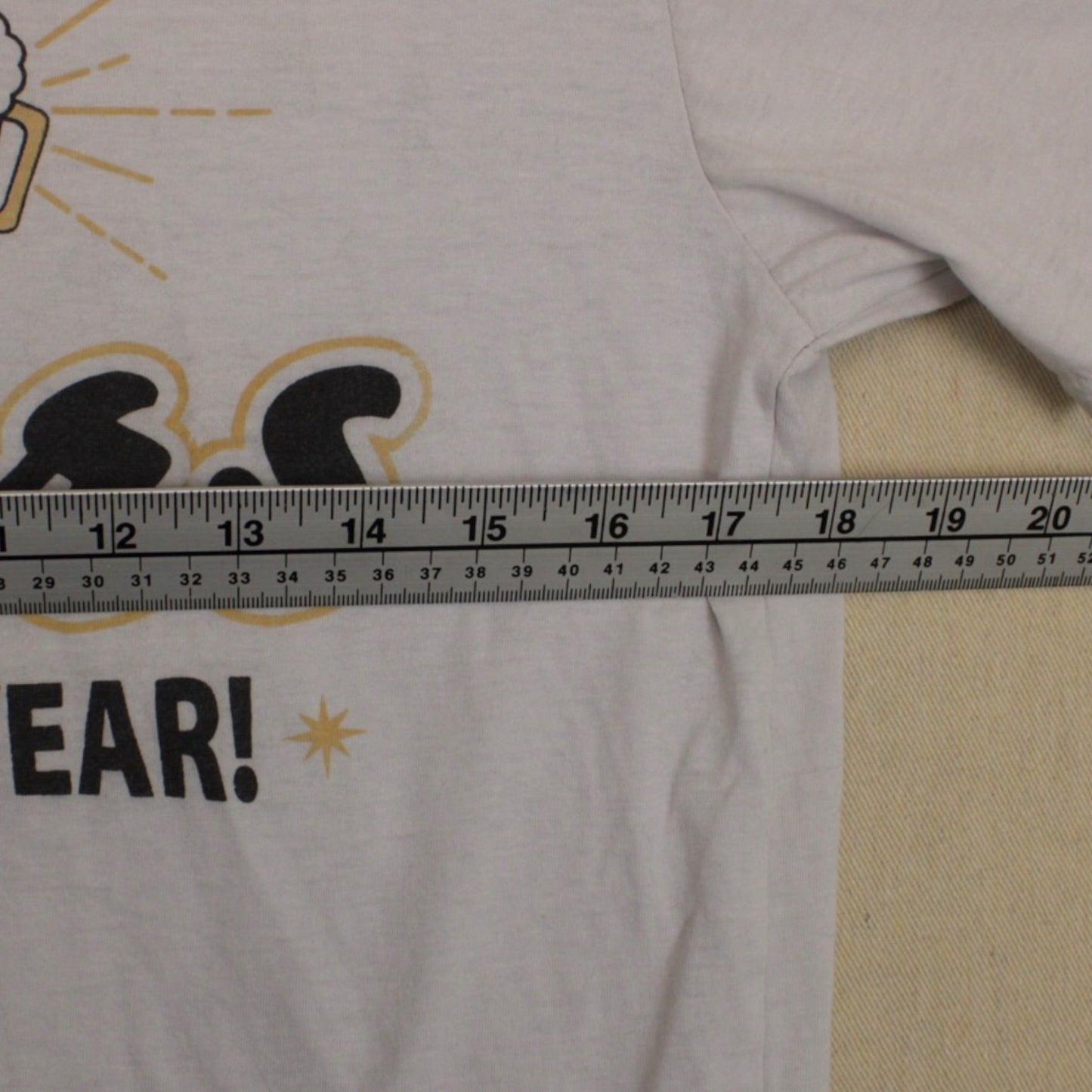 Dollarama t-shirt (M)
