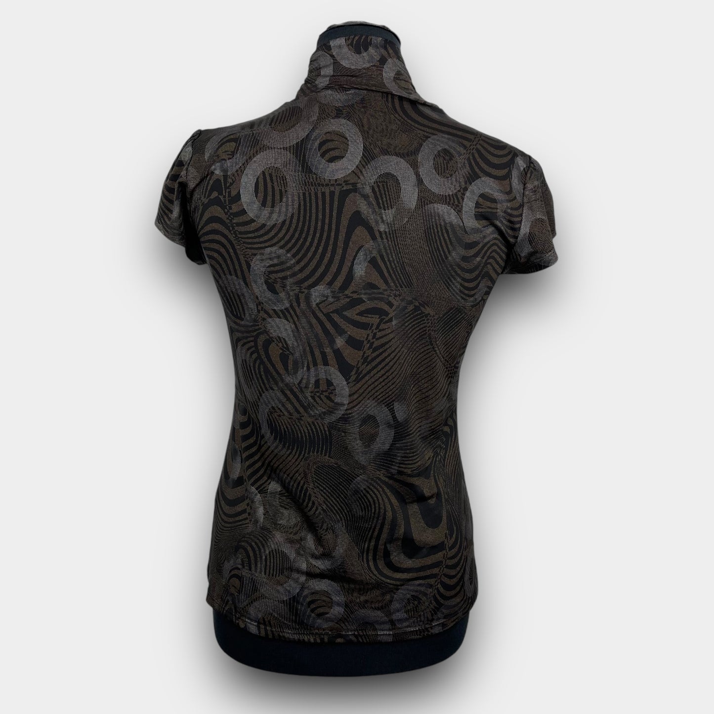 Melanie Lyne top