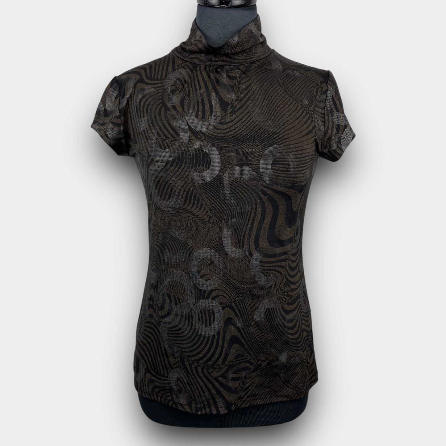 Melanie Lyne top