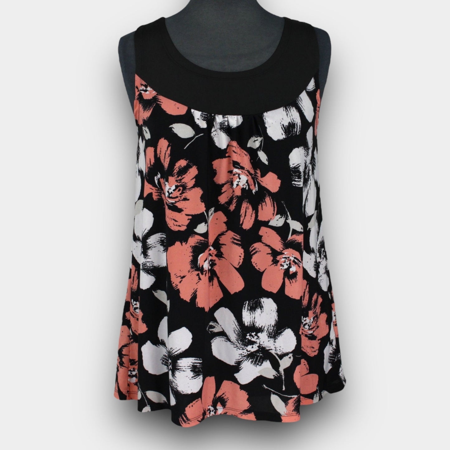 Sleeveless blouse