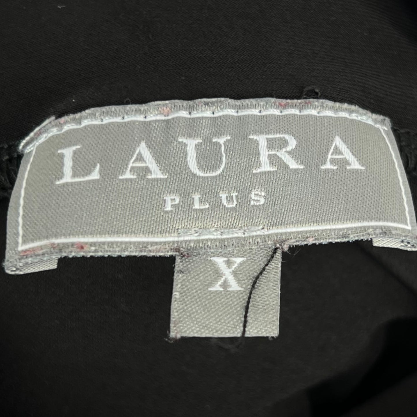Laura Plus shift dress